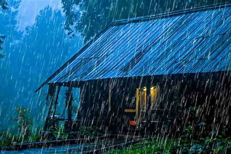 梦见风雨交加夜晚有鬼