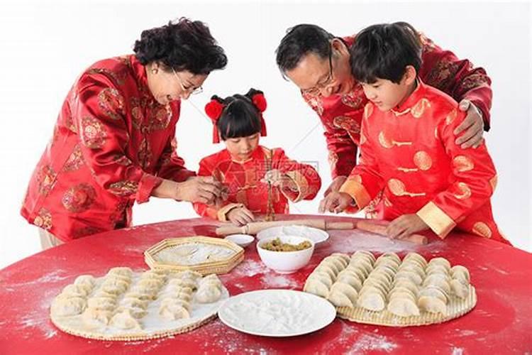 做梦梦到和家人一起吃饺子