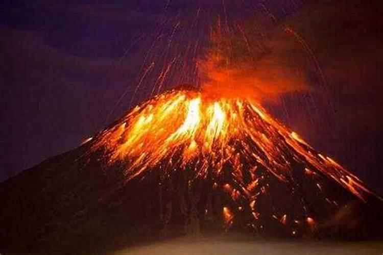 梦见火山爆发是什么意思