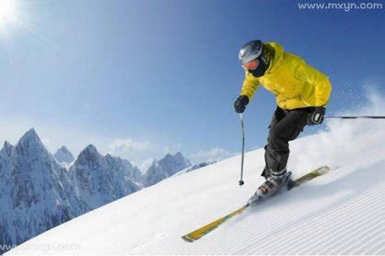 梦见滑雪向上坡滑什么意思