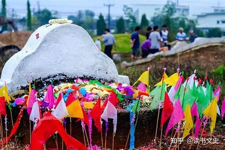 民间上坟时间有什么规矩嘛