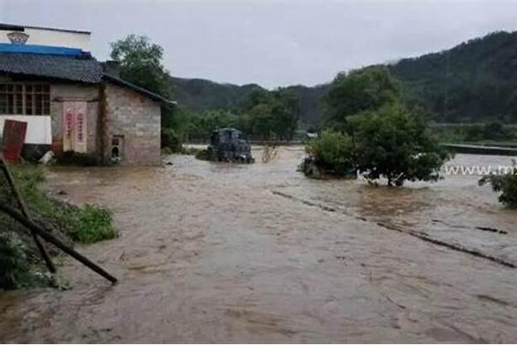 孕妇梦到狂风暴雨生男生女