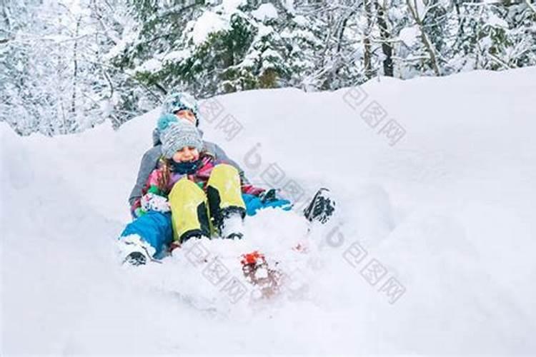 梦见上雪坡又滑下来了啥意思