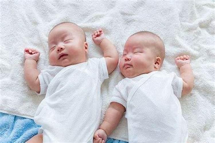 梦见怀双胞胎是什么意思