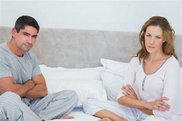 梦见老婆和别的男人发生了性关系要离婚