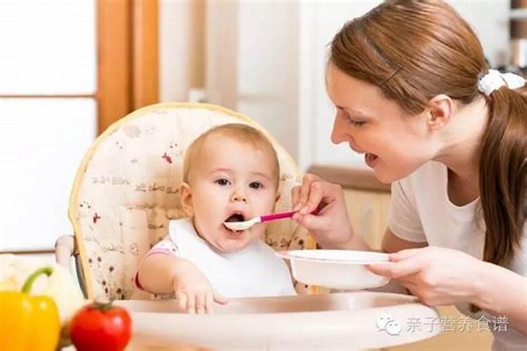 梦见自己喂小孩子吃东西